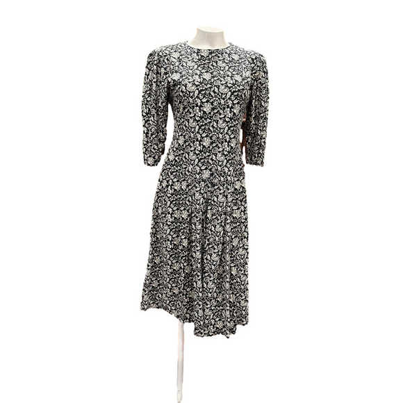 VINTAGE PAQUETTE TOO 1980’s Black and White 3/4 Sleeve Fit and Flare Dress - Picture 1 of 6